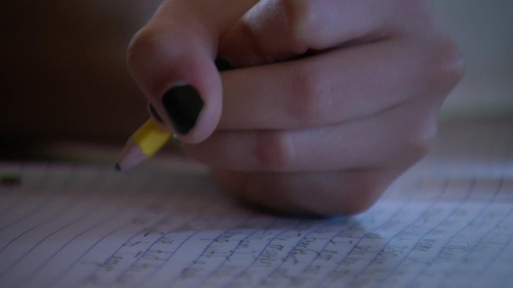 St. Paul loses English language learning students, eyes teacher cuts in wake of Operation Metro Surge — WCCO / CBS Minnesota, Saratoga Schools news