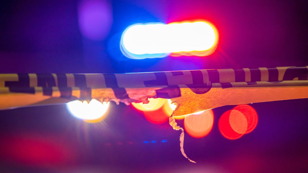 Man calls Sunrise Police to report he was shot, department says — CBS Miami, Saratoga Health news