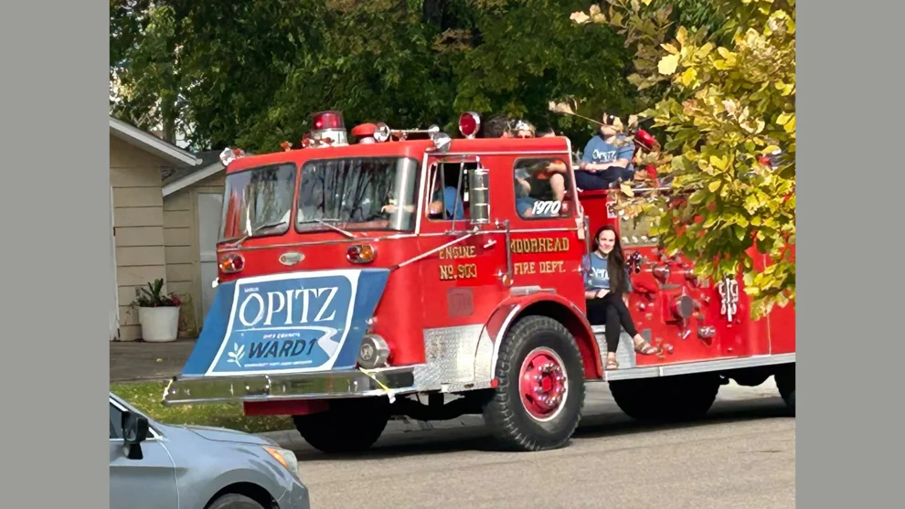 ‘Moorhead’ fire truck’s parade appearance causes social media stir — KFGO, Saratoga Real Estate news