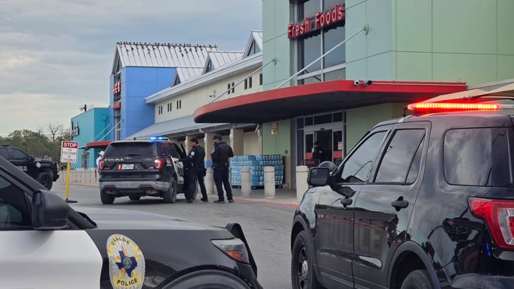 Man accused of family violence, assault charges after dispute-turned-shooting inside Uvalde H-E-B, police say — KENS 5 (San Antonio), Saratoga Community news