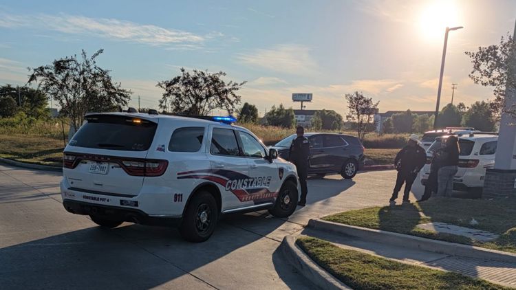 15-year-old riding electric scooter involved in crash near FM 1960, deputies say — KHOU 11 (Houston), Saratoga Community news