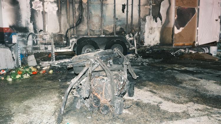 'I'm going back' | East Sixth Street food truck owner recovering after generator explosion burns trailer — KVUE (Austin), Saratoga Dining news