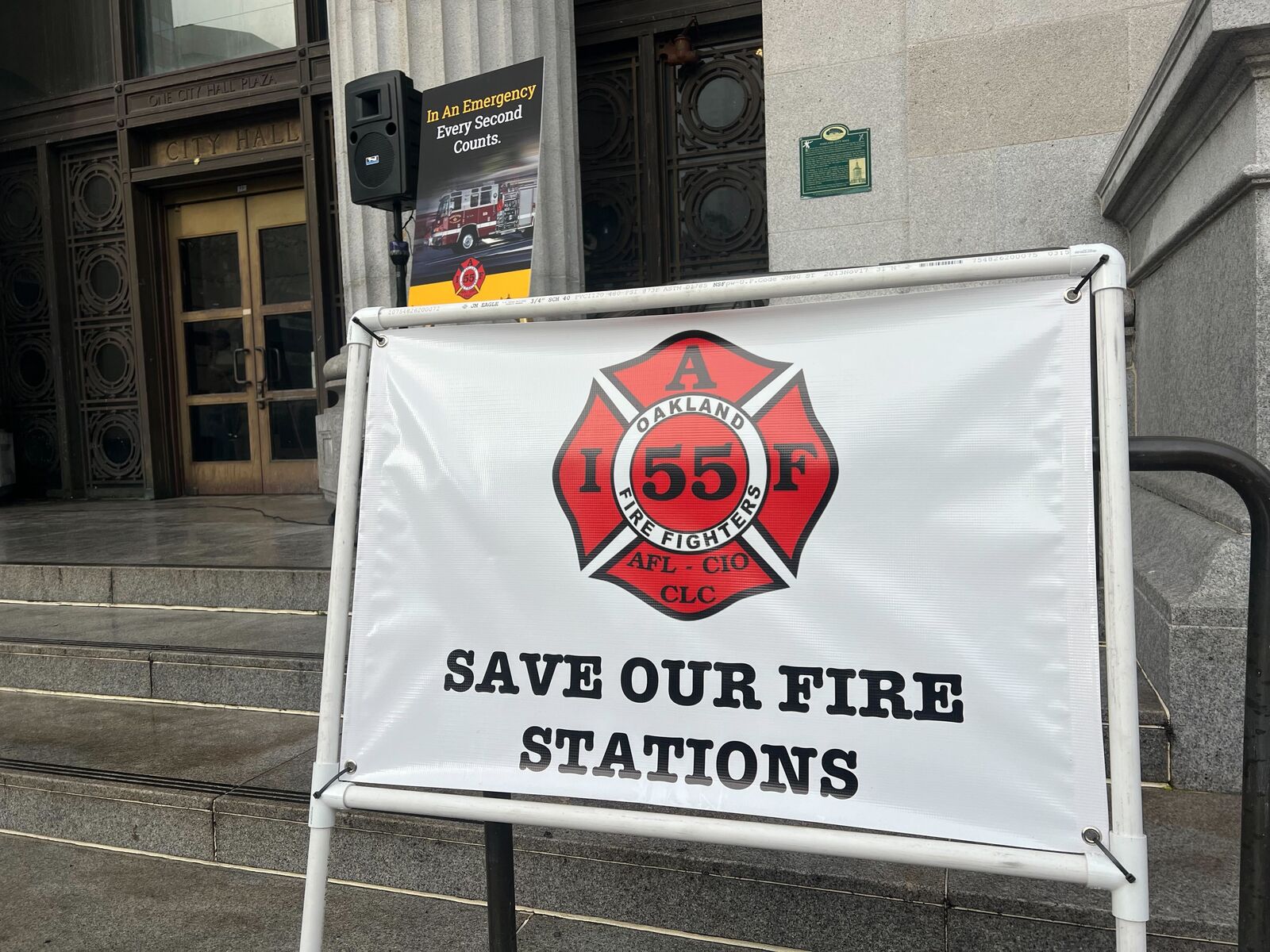 Oakland firefighters union reaches tentative contract with city — Saratoga Community news