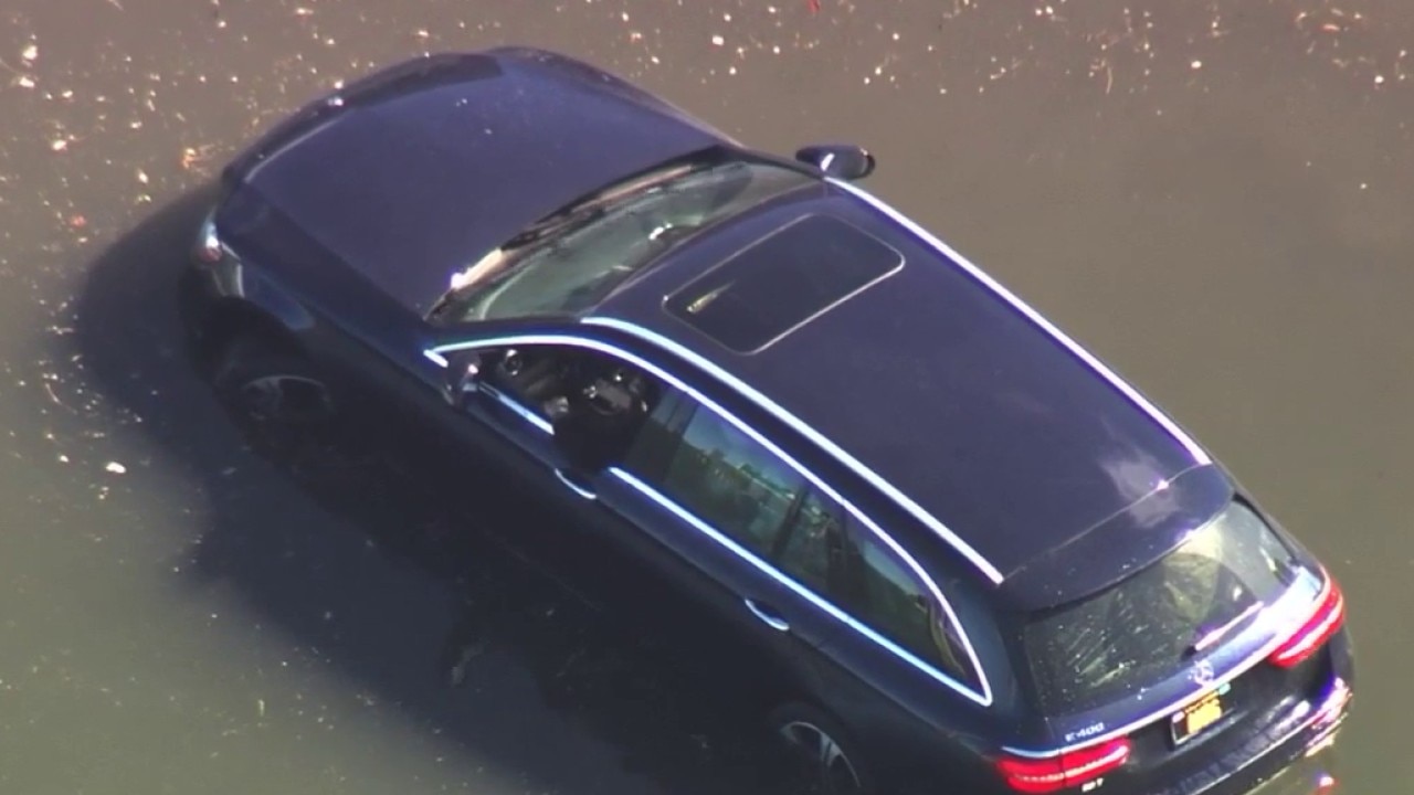 Man stuck in flooded car in Mill Valley | KTVU — KTVU FOX 2 Bay Area, Saratoga Community news