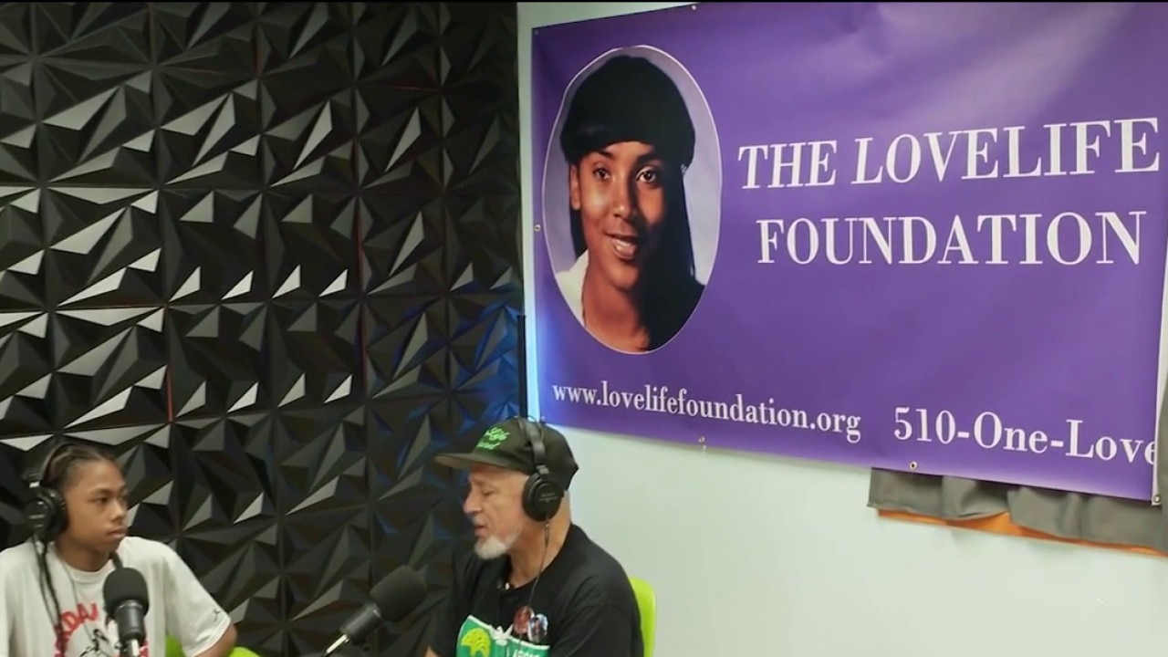 Oakland's McClymonds High podcast studio renamed in honor of Lo'Eshe Lacy as city continues 'Love Life Week' — KTVU FOX 2 Bay Area, Saratoga Technology news