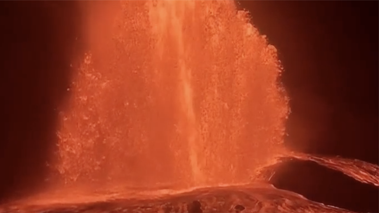Watch: Hawaii's Kilauea volcano erupts spewing lava 700 feet in the air — KTVU FOX 2 Bay Area, Saratoga Community news