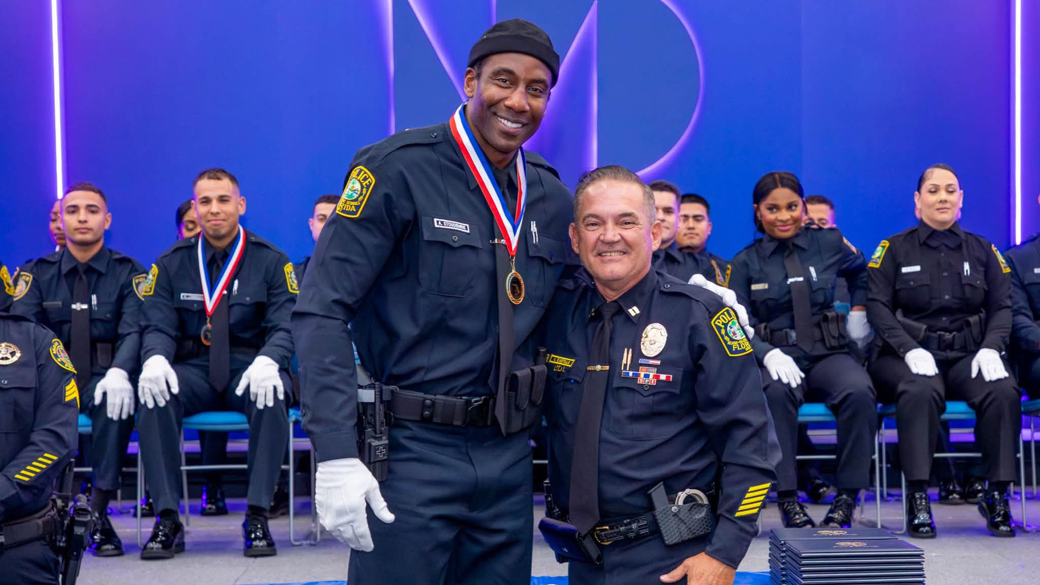 NBA hall of famer Amar'e Stoudemire begins new career as Florida police officer — KTVU Sports, Saratoga Sports news