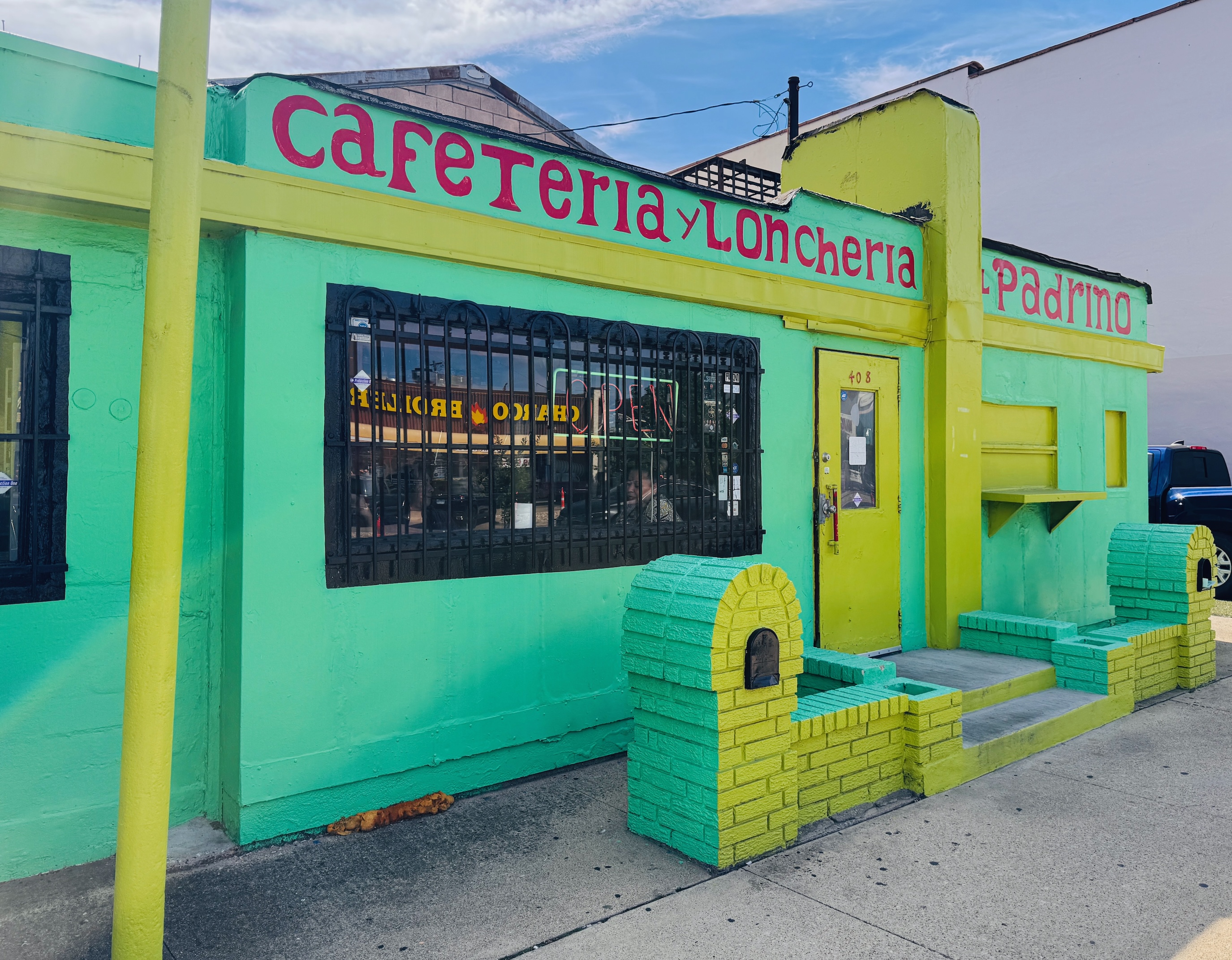 Will Jefferson Boulevard lose its soul to the Bishop Arts District? — Dallas Observer, Saratoga Dining news